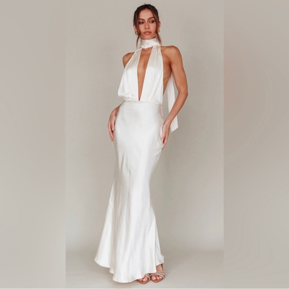 ITALIA AZURE HALTERNECK MAXI DRESS OYSTER